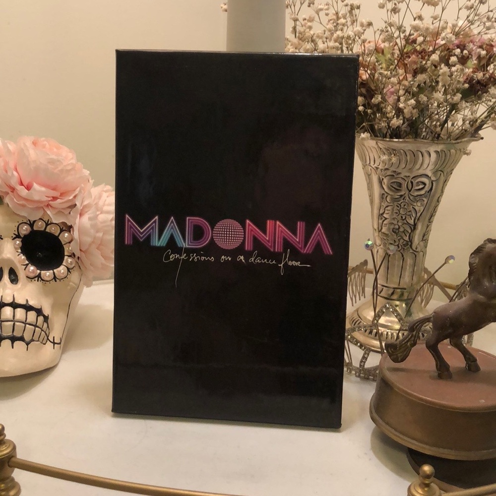 Madonna Confessions on a Dancefloor gift box